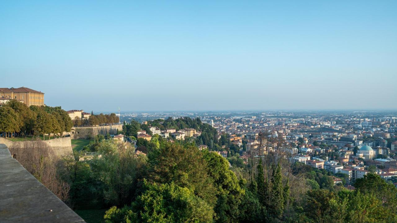 Splendida Vista Su Citta Alta Apartment Bergamo Luaran gambar